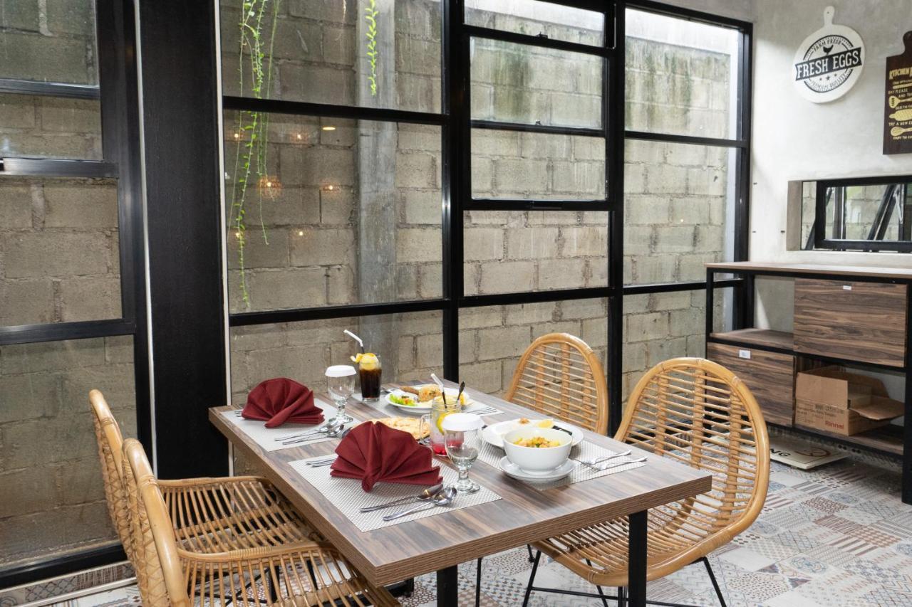 Hotel Summerville ماجالينغكا المظهر الخارجي الصورة