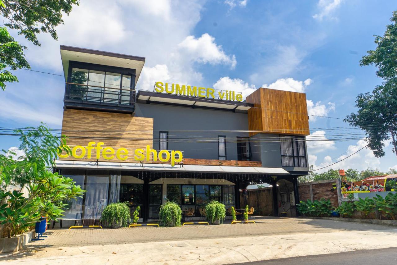 Hotel Summerville ماجالينغكا المظهر الخارجي الصورة