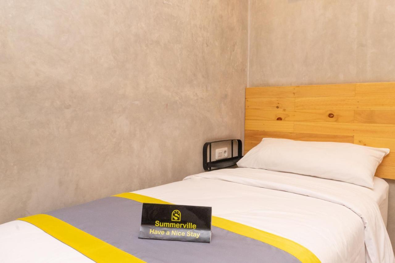 Hotel Summerville ماجالينغكا المظهر الخارجي الصورة