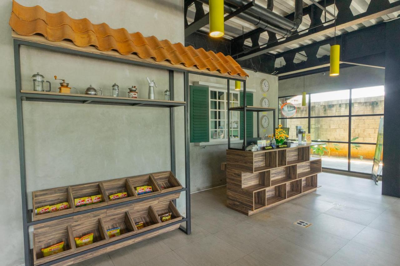 Hotel Summerville ماجالينغكا المظهر الخارجي الصورة