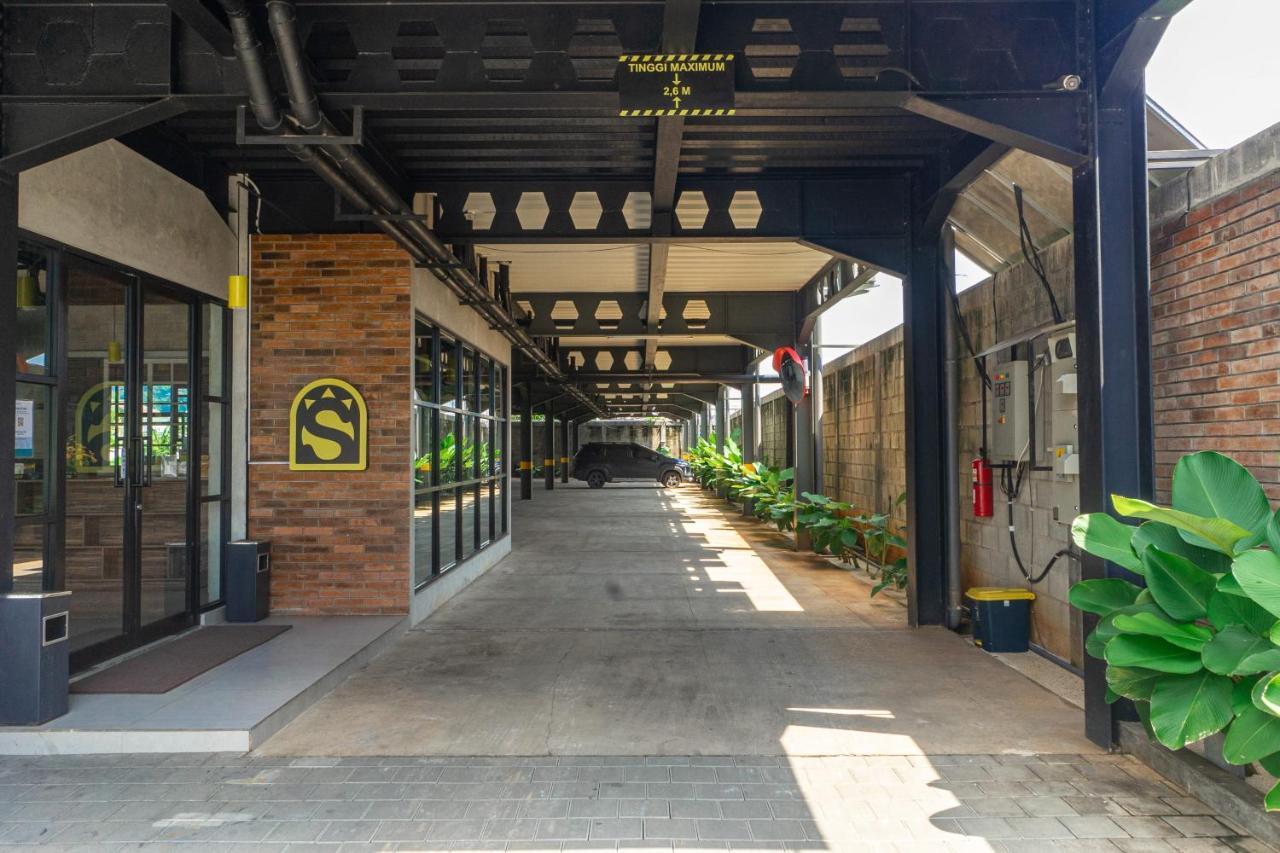 Hotel Summerville ماجالينغكا المظهر الخارجي الصورة