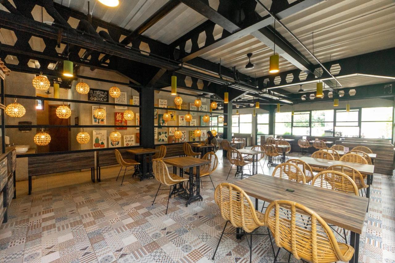 Hotel Summerville ماجالينغكا المظهر الخارجي الصورة
