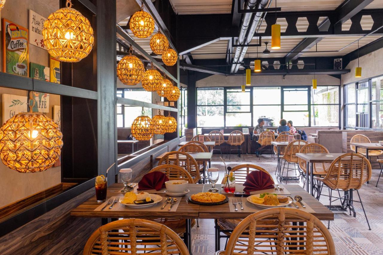 Hotel Summerville ماجالينغكا المظهر الخارجي الصورة